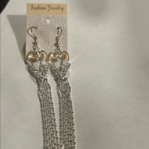 Vintage Elegant Silver Dangle Earrings.New old stock beautiful Flash.Quality ear